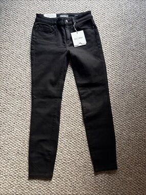 DL1961 Black Skinny Jeans with Tag